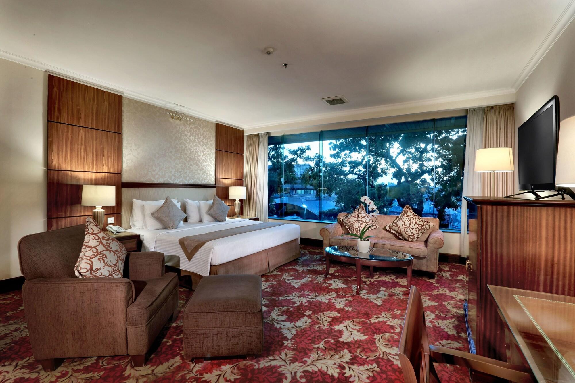 Aston Tropicana Hotel Μπαντούνγκ Εξωτερικό φωτογραφία