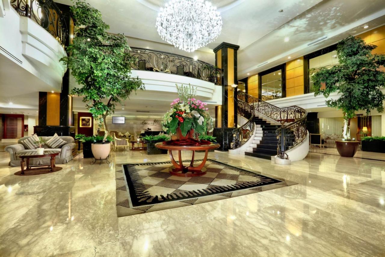 Aston Tropicana Hotel Μπαντούνγκ Εξωτερικό φωτογραφία