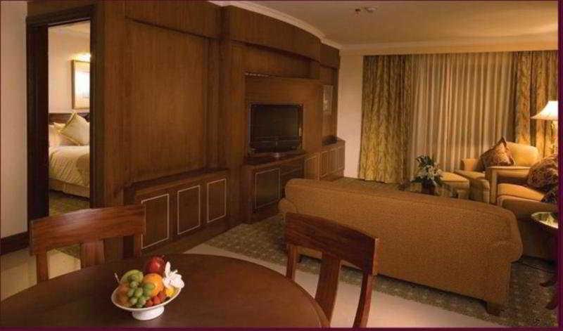Aston Tropicana Hotel Μπαντούνγκ Εξωτερικό φωτογραφία
