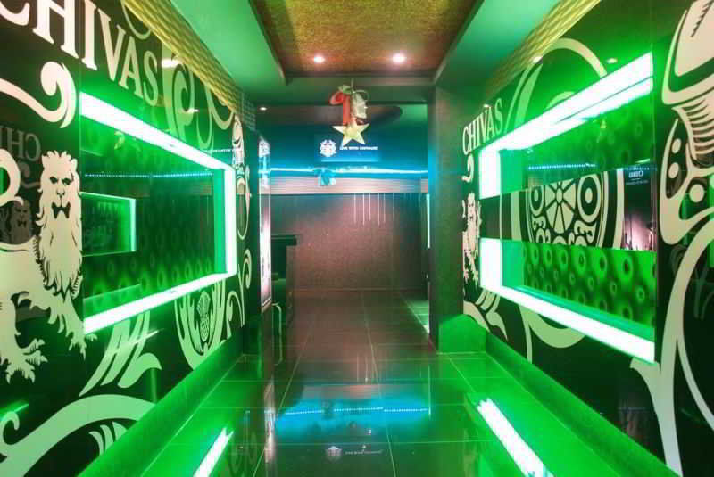 Aston Tropicana Hotel Μπαντούνγκ Εξωτερικό φωτογραφία