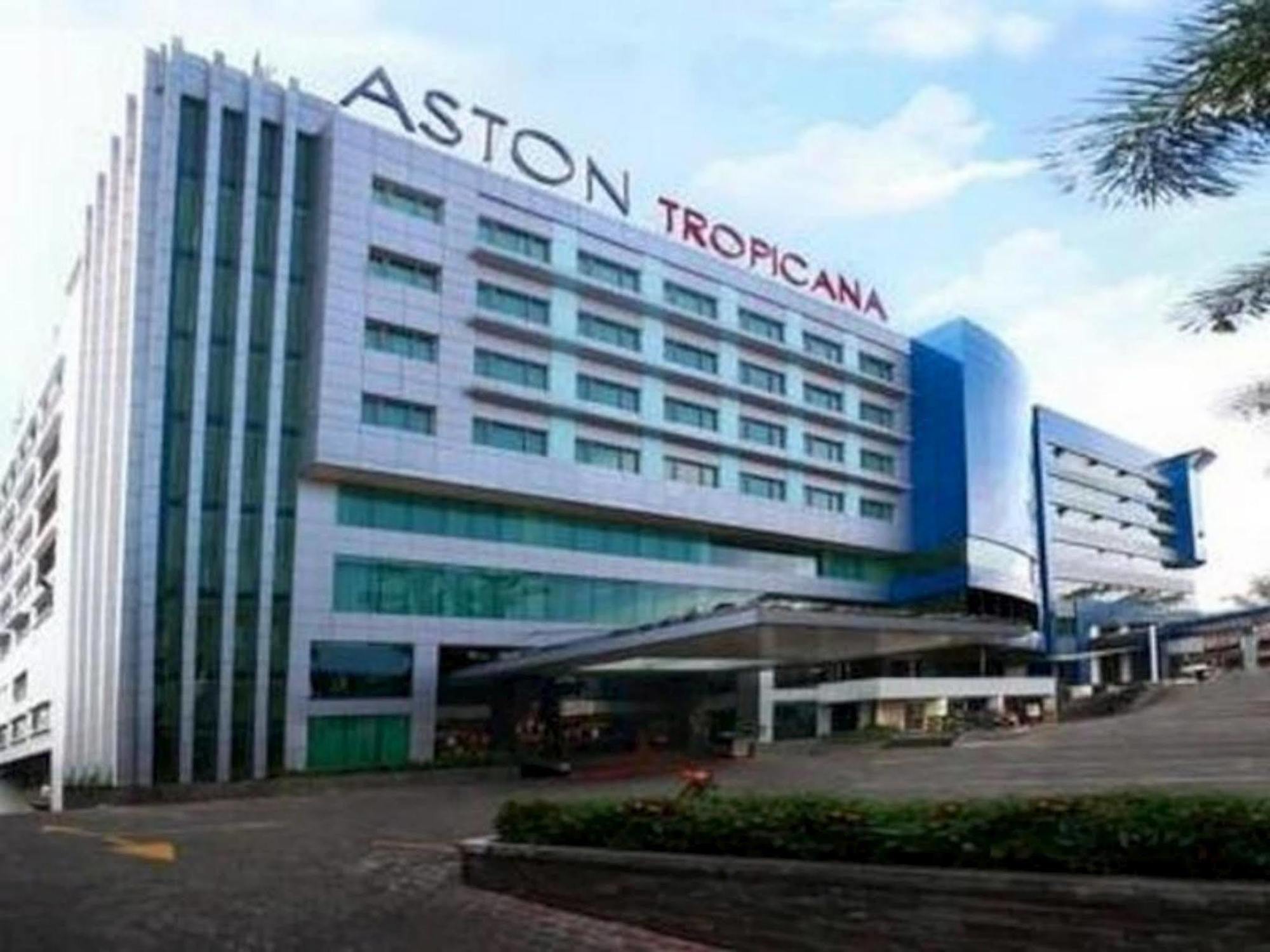 Aston Tropicana Hotel Μπαντούνγκ Εξωτερικό φωτογραφία