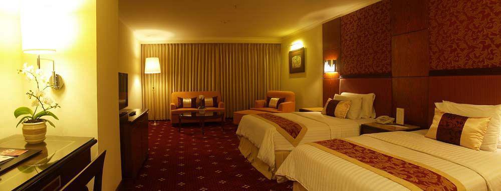 Aston Tropicana Hotel Μπαντούνγκ Εξωτερικό φωτογραφία