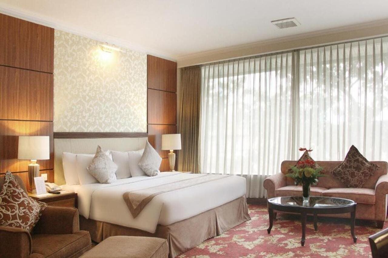 Aston Tropicana Hotel Μπαντούνγκ Εξωτερικό φωτογραφία